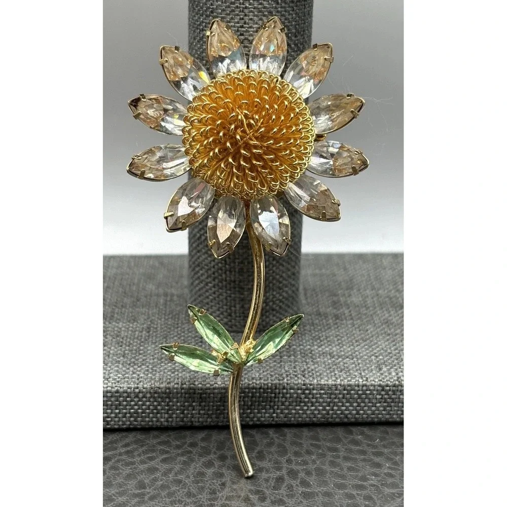 HUGE Vintage Daisy Flower Brooch Crystal Rhinestone Pin Gold Tone